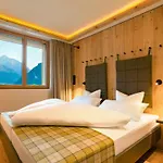 Alpin Apartment *